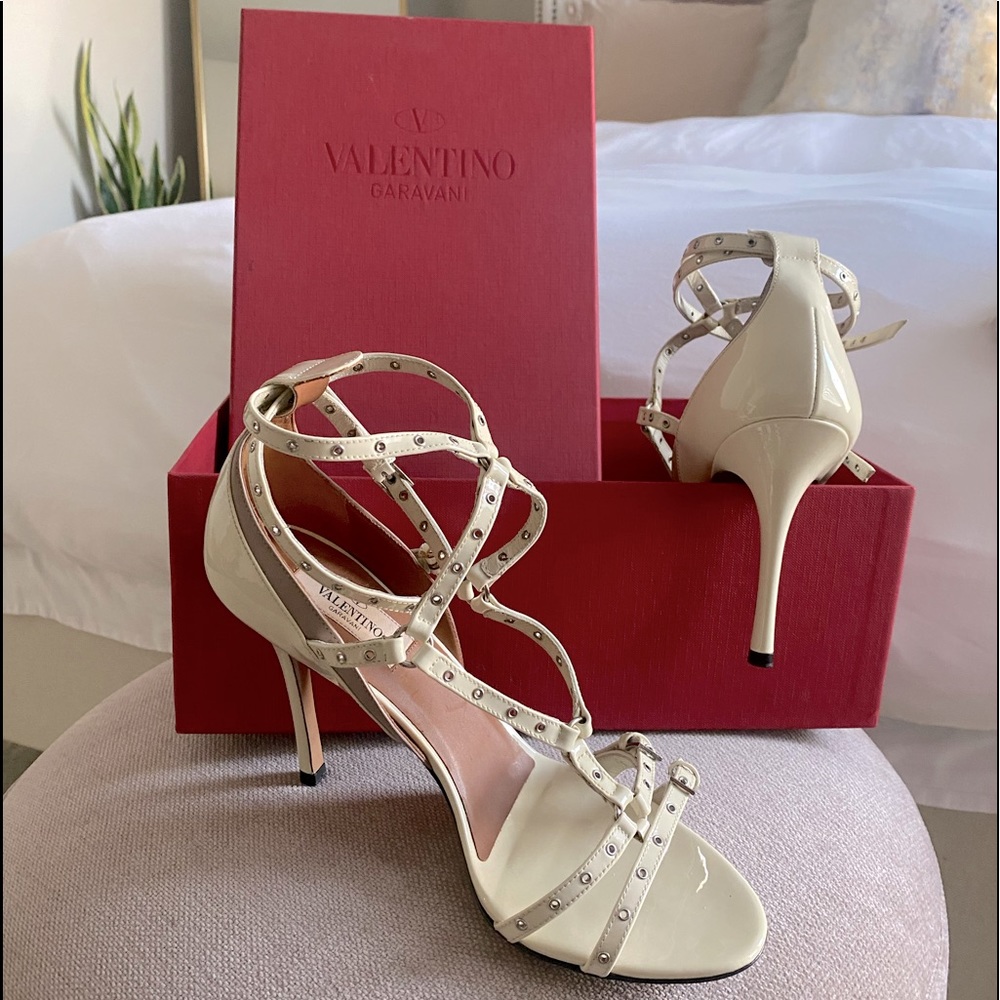 Valentino Love Latch Eyelet Embellished Pumps